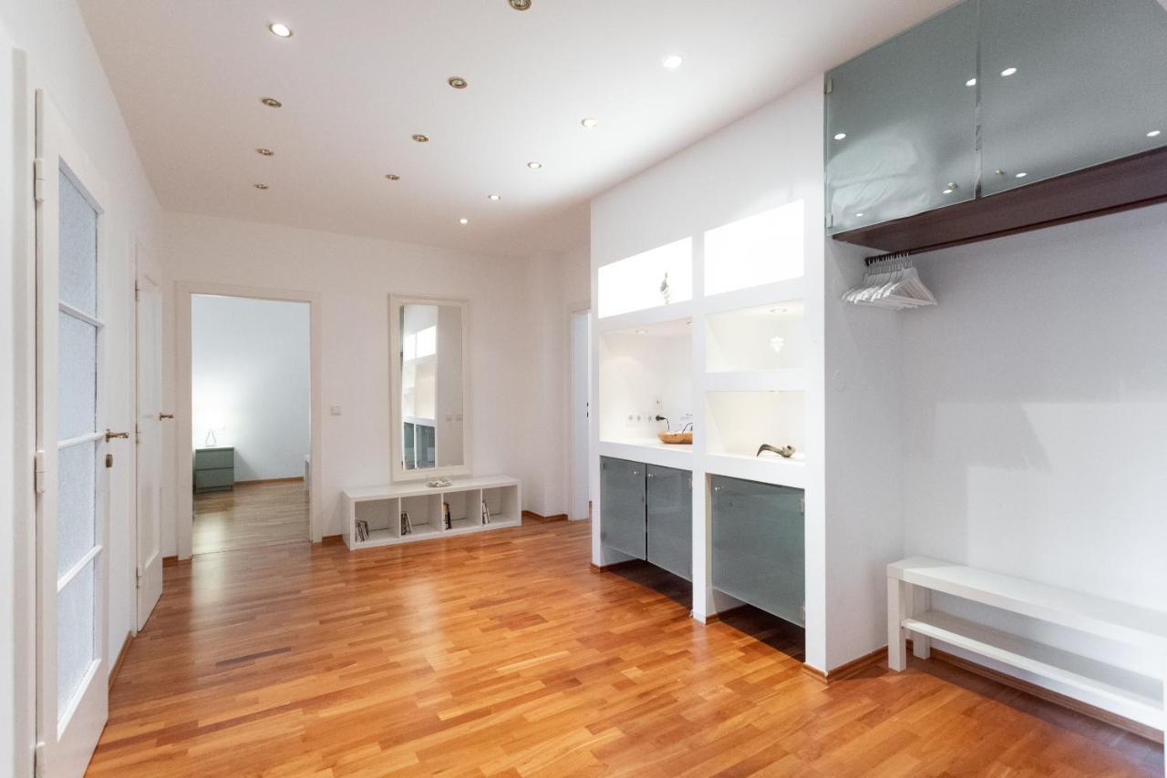 Operastreet City-Center Premium Apartment Vienna Exterior photo